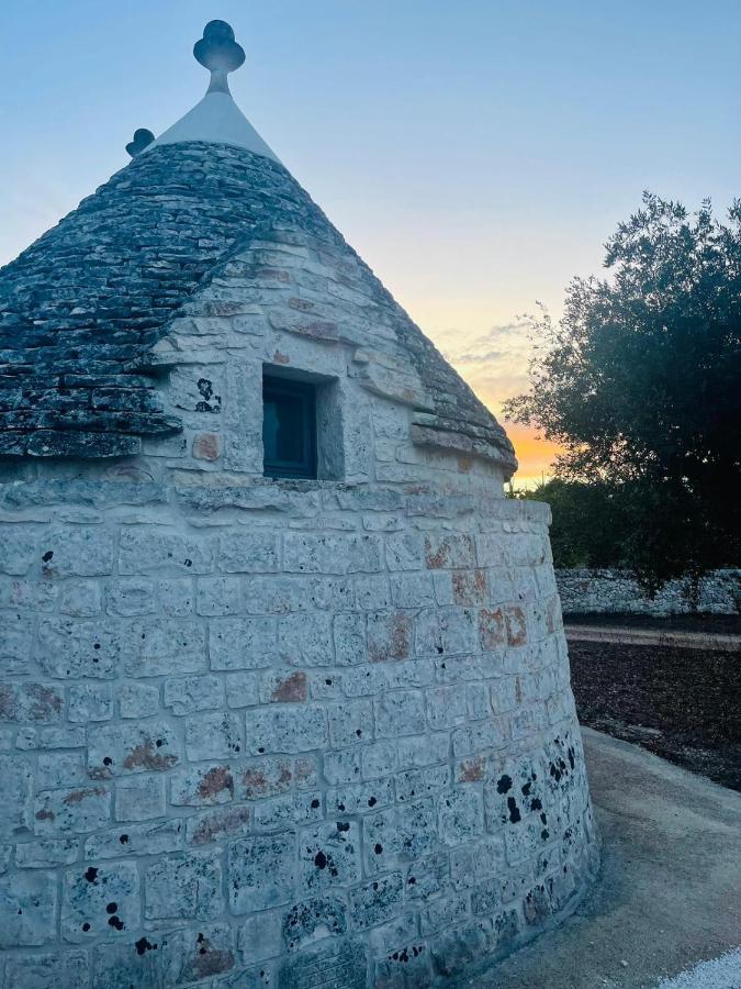 Scardino Trulli Hotel Locorotondo Exterior foto