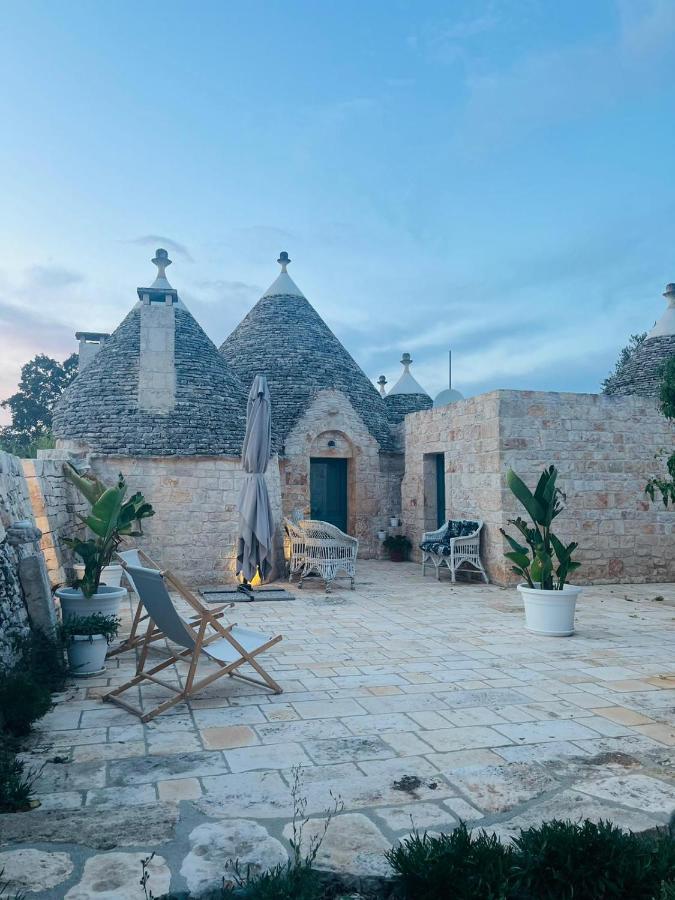 Scardino Trulli Hotel Locorotondo Exterior foto