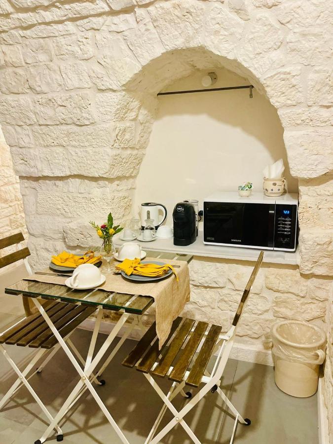 Scardino Trulli Hotel Locorotondo Exterior foto