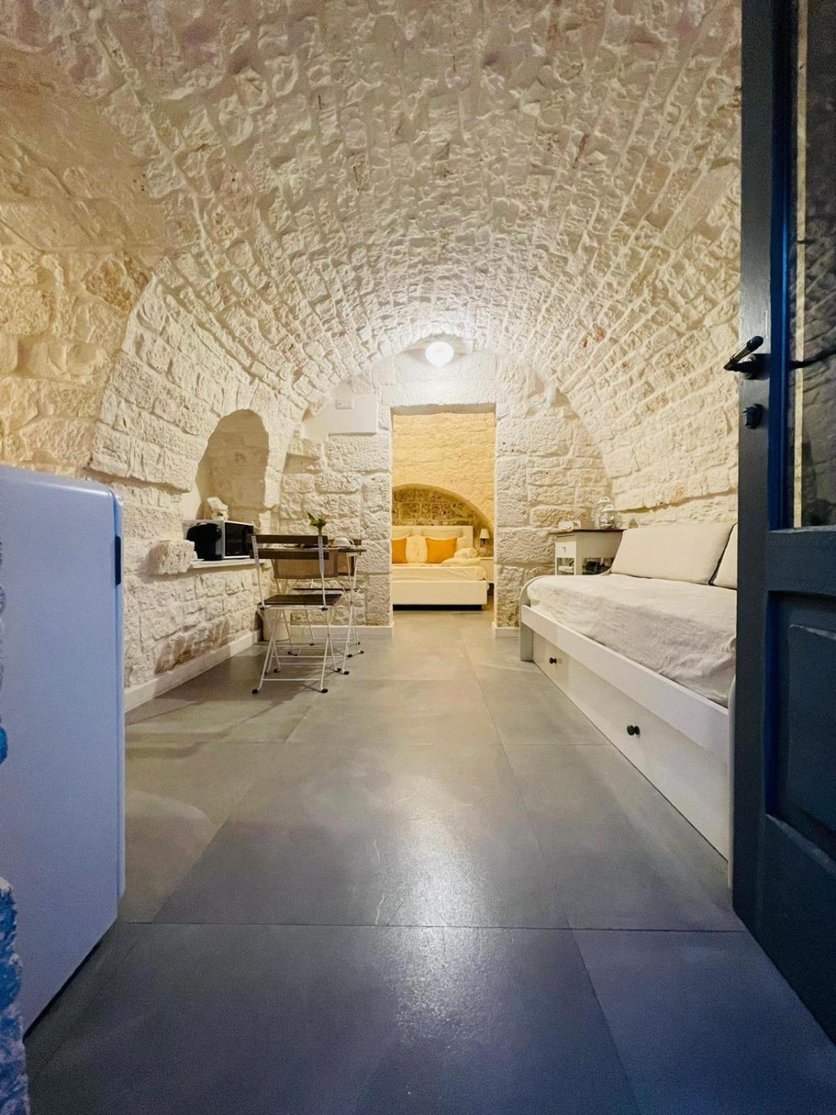 Scardino Trulli Hotel Locorotondo Exterior foto
